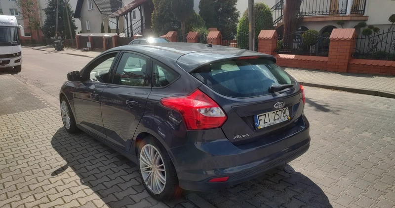 Ford Focus cena 27500 przebieg: 238700, rok produkcji 2012 z Sulechów małe 137